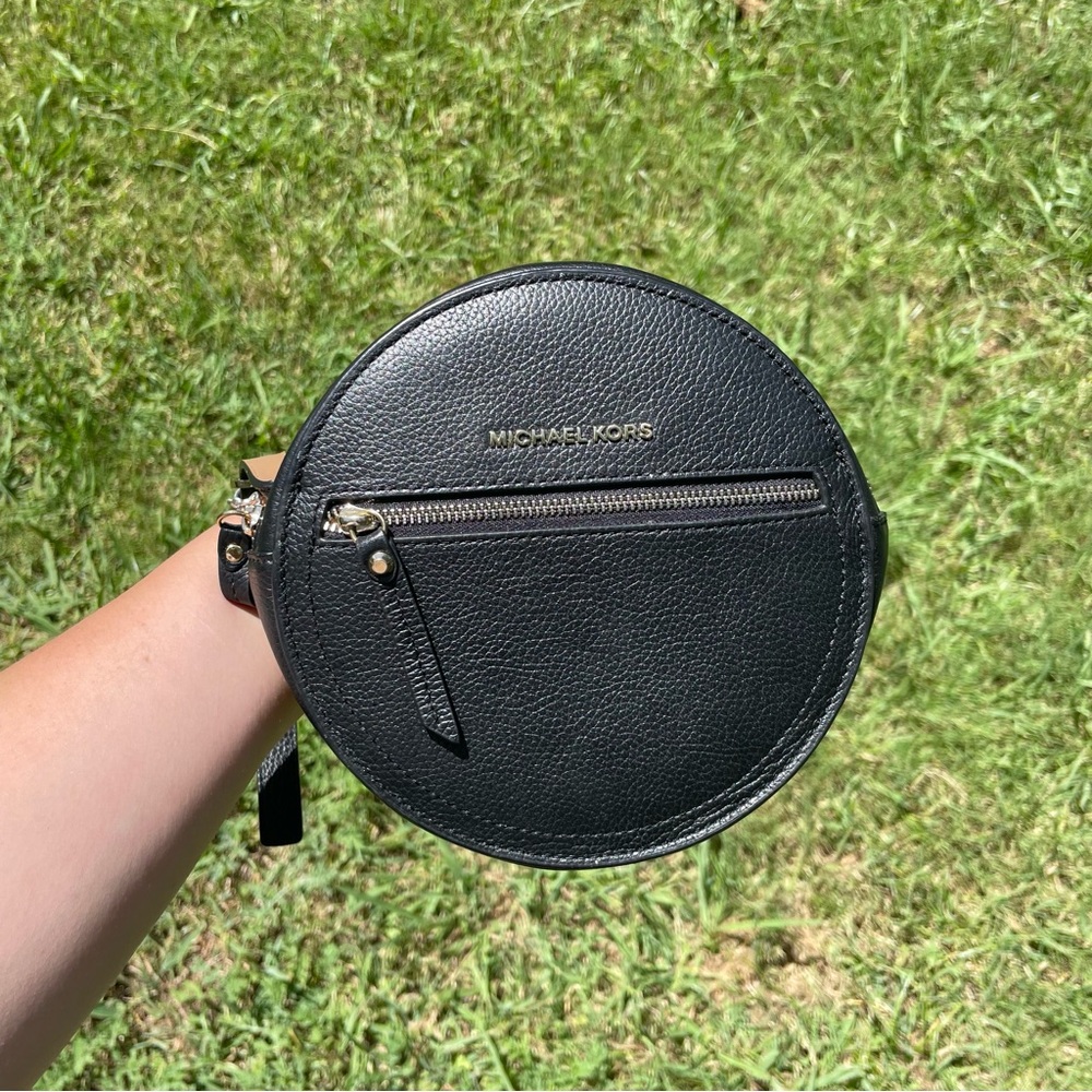 Michael‎ Kors Circle Crossbody Bag - Genuine Leather - Black